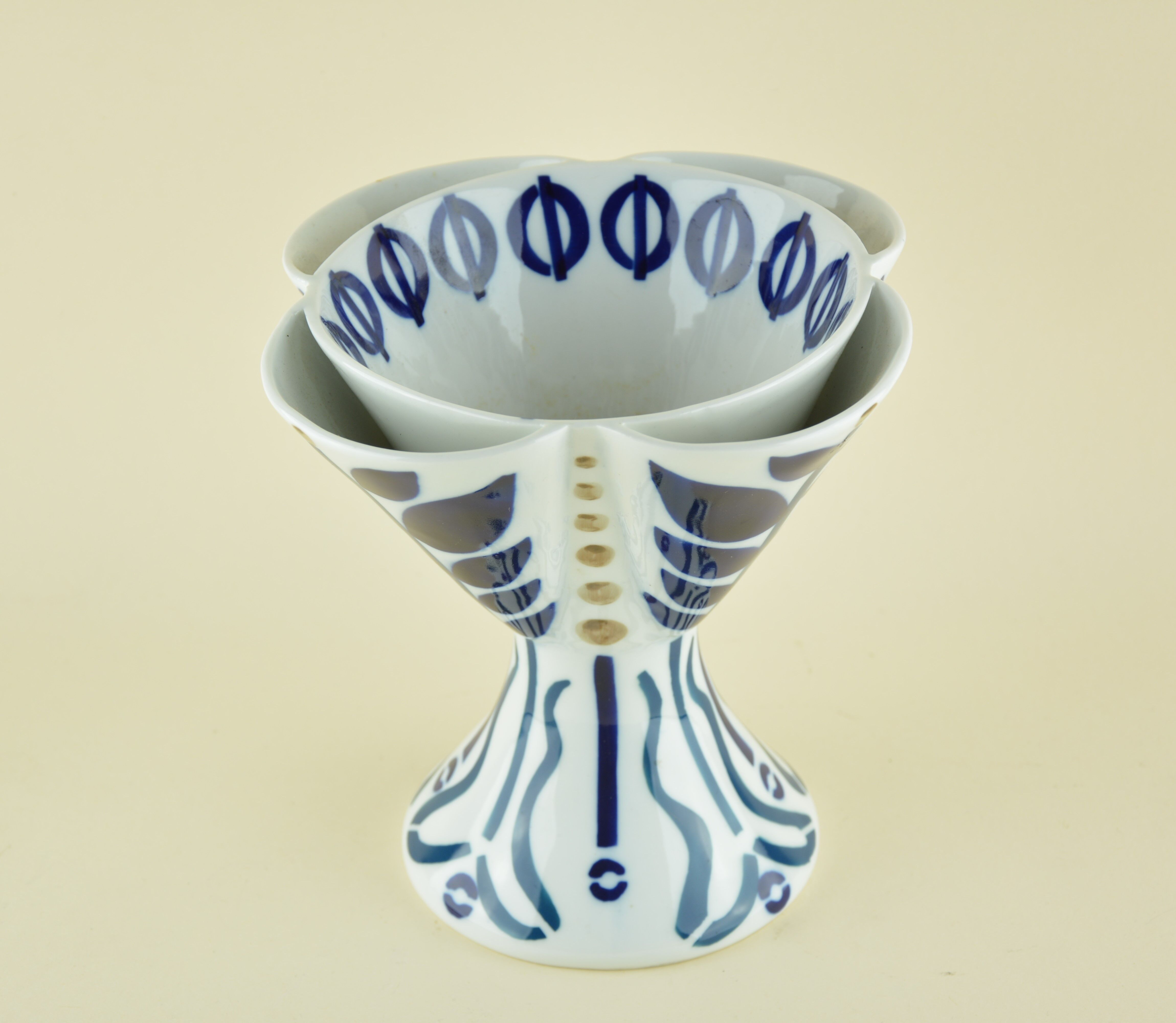Porcelain cup from the 60s-70s