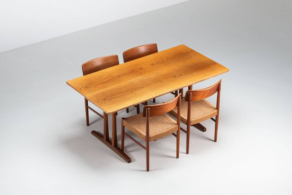 Borge Mogensen C18 Shaker dining table in oak, FDB Mobler, Denmark, 1947