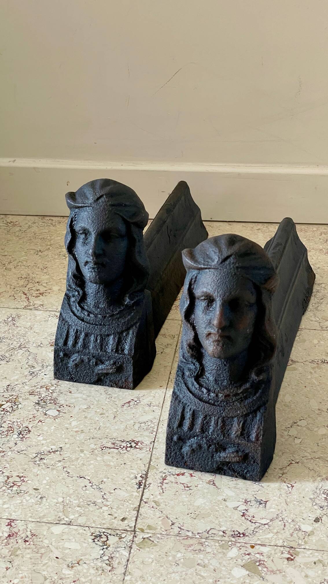 Chenets antique cast iron vintage