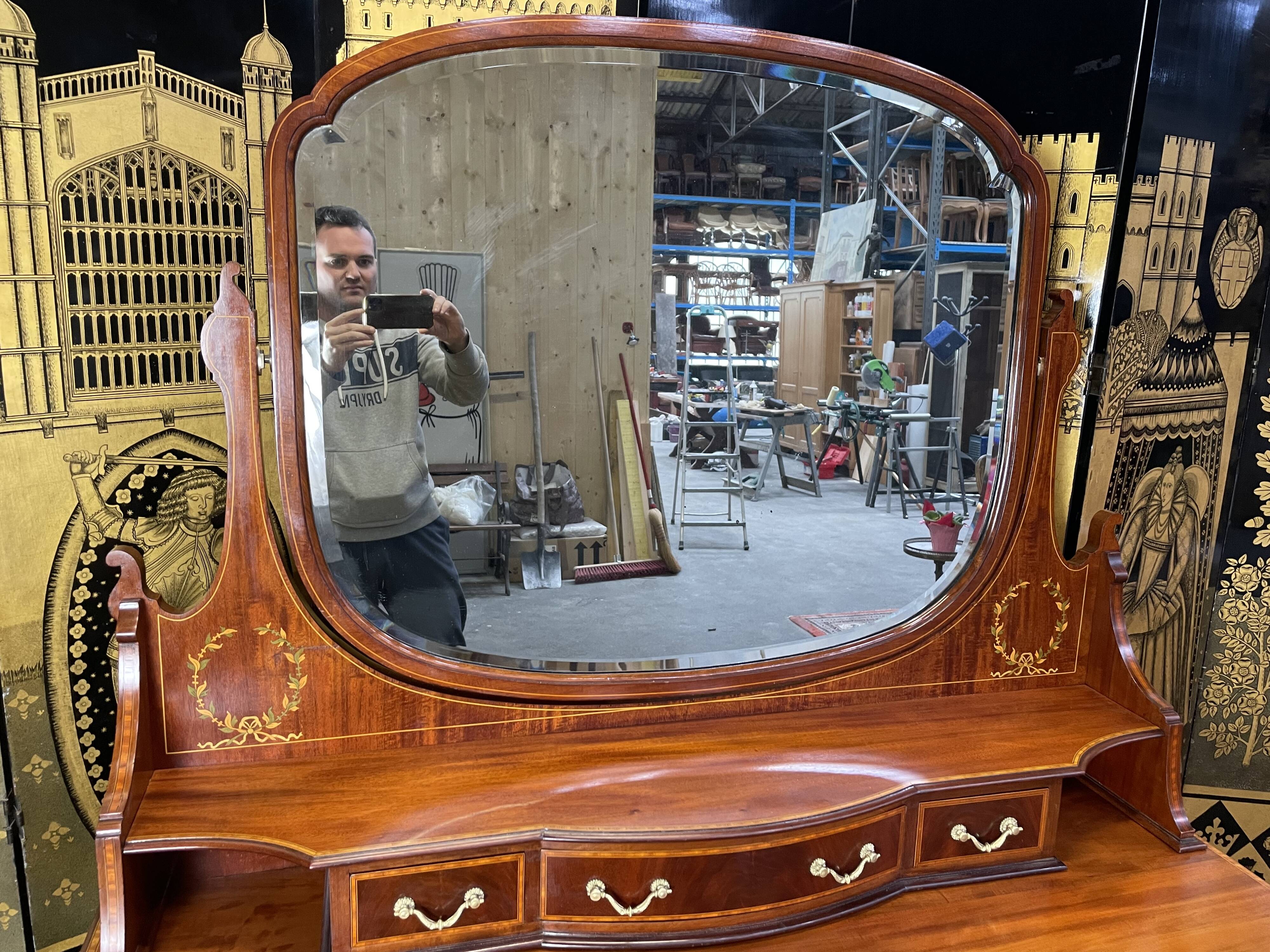 Restored mahogany English dressing table