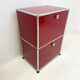USM Haller "Ruby Red" – Side table (as new condition)