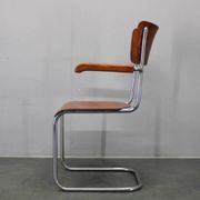 Bauhaus cantilever armchair in chrome tubular steel and beech, 1930s
