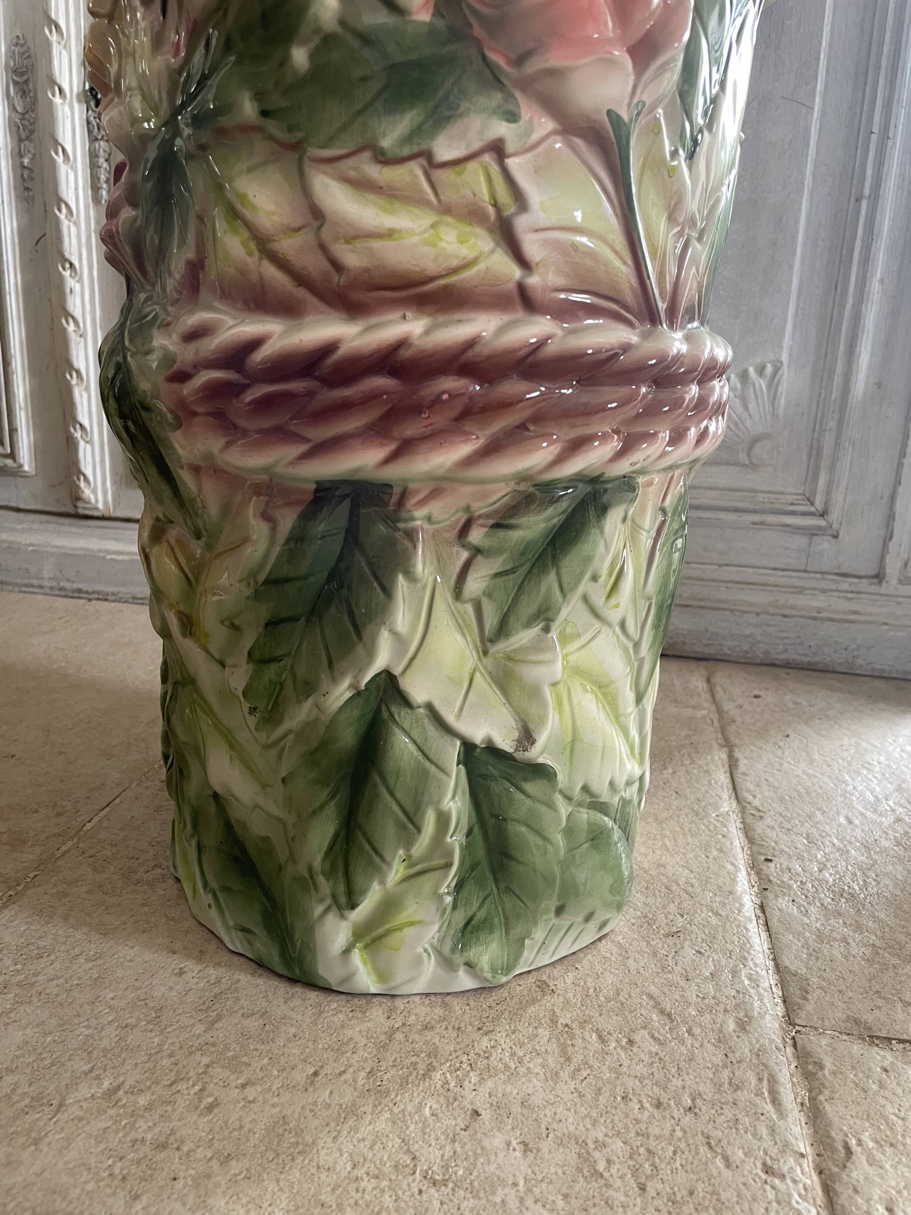 Vintage slurry umbrella holder