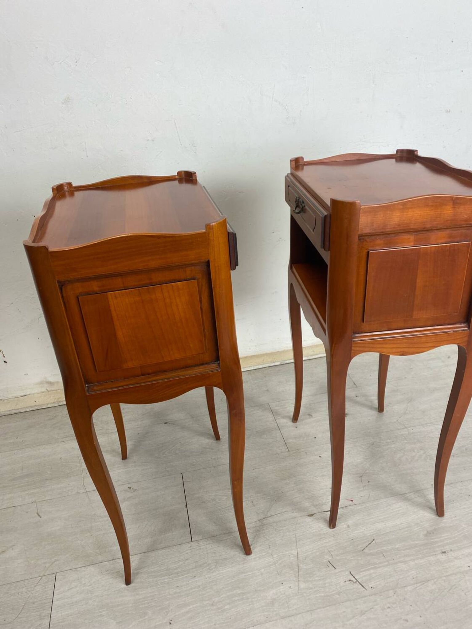 Paire de chevets