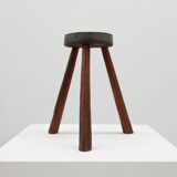 Brutalist French solid oak tripod stool with metal rim, 1850s