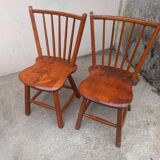 Table à manger et ses 4 chaises