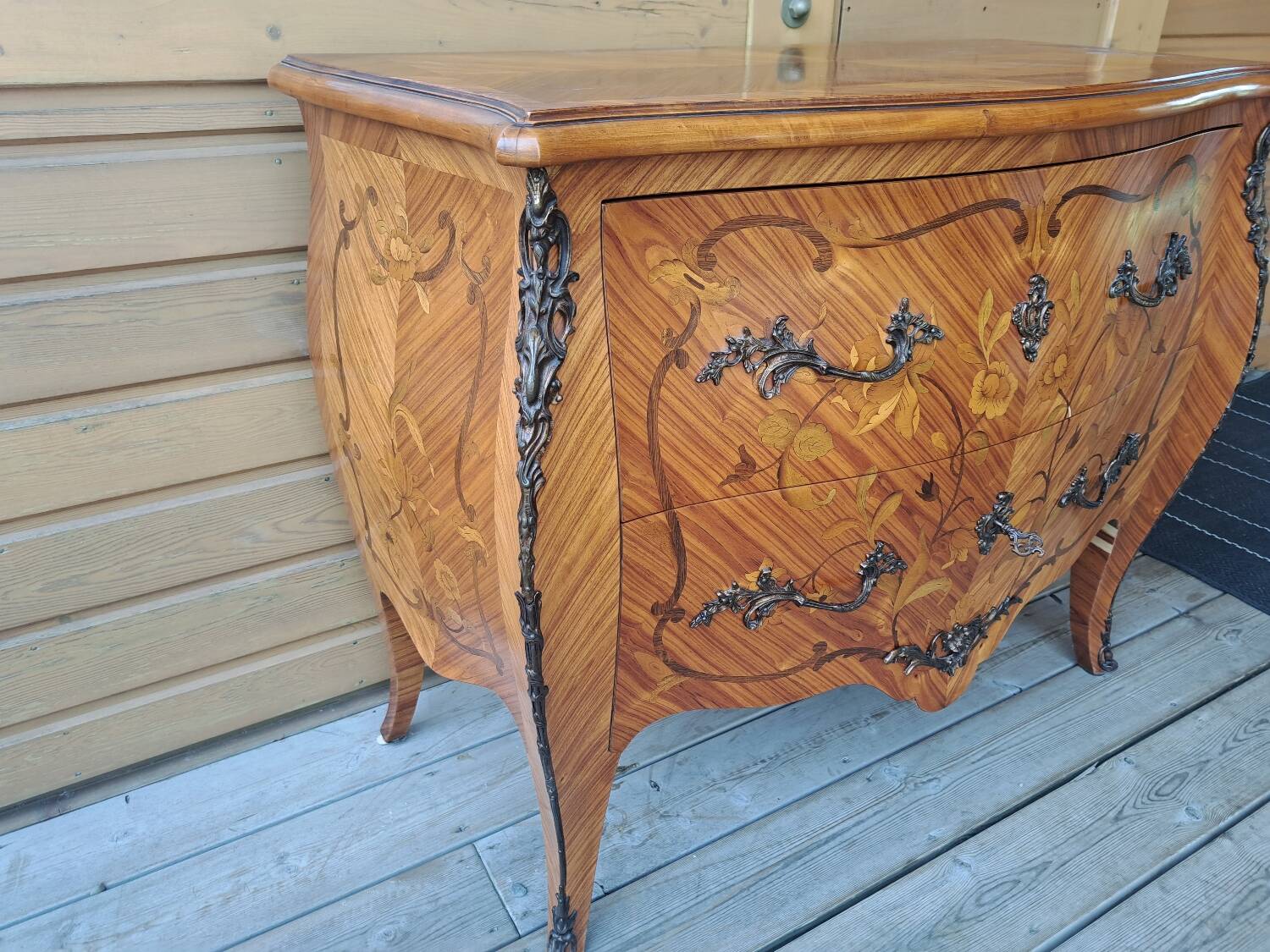 Louis XV chest of drawers