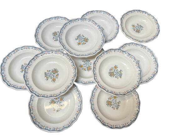 Our deep ceramic plates from Gien "Moustiers with pomegranate"