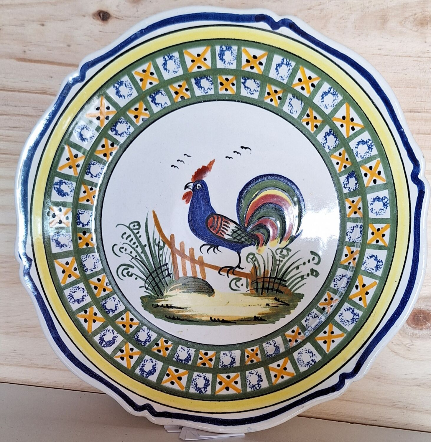 Vintage henriot quimper plate