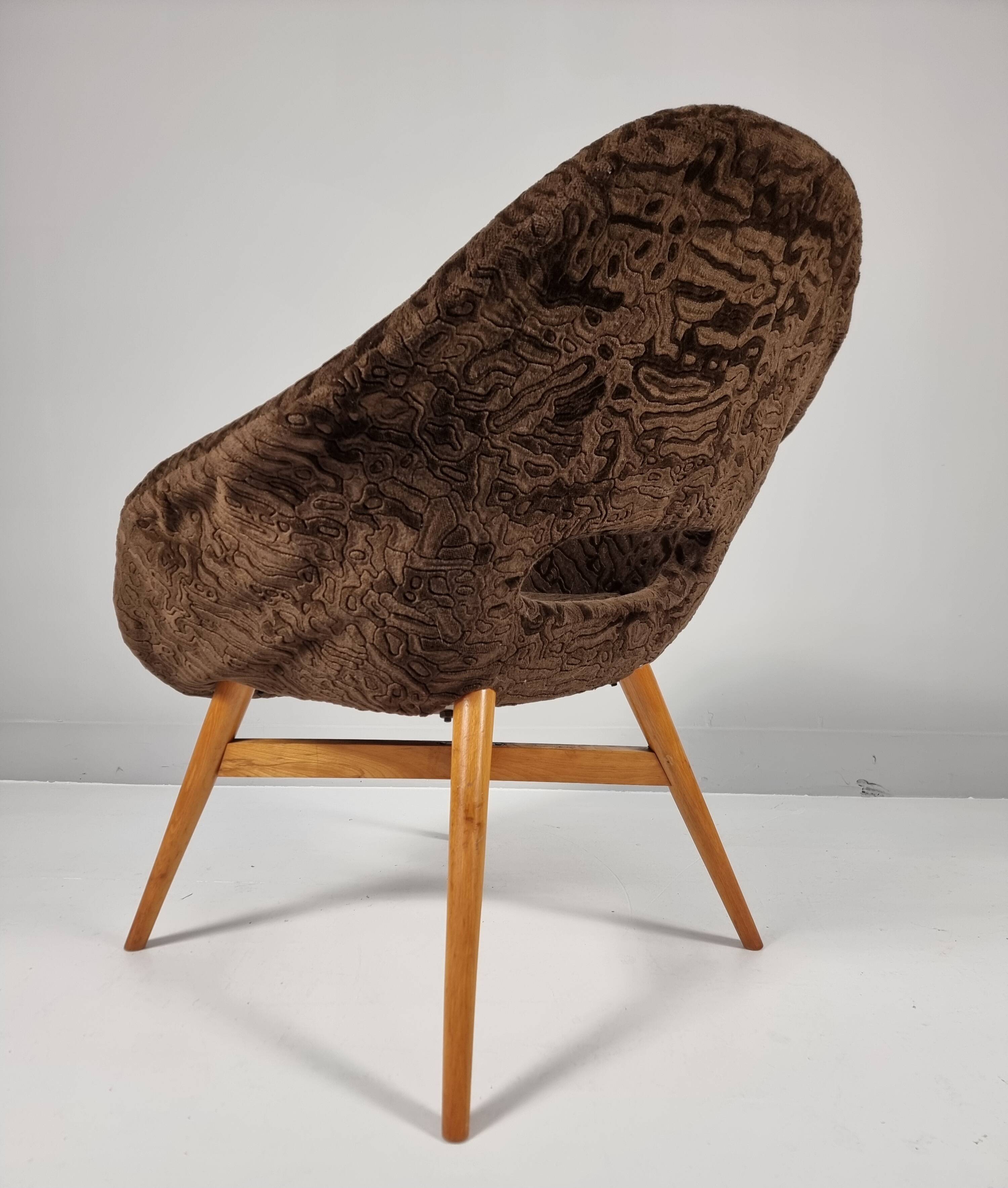 Shell Armchair by Miroslav Navratil, 1960s