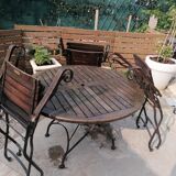 Set table and armchairs