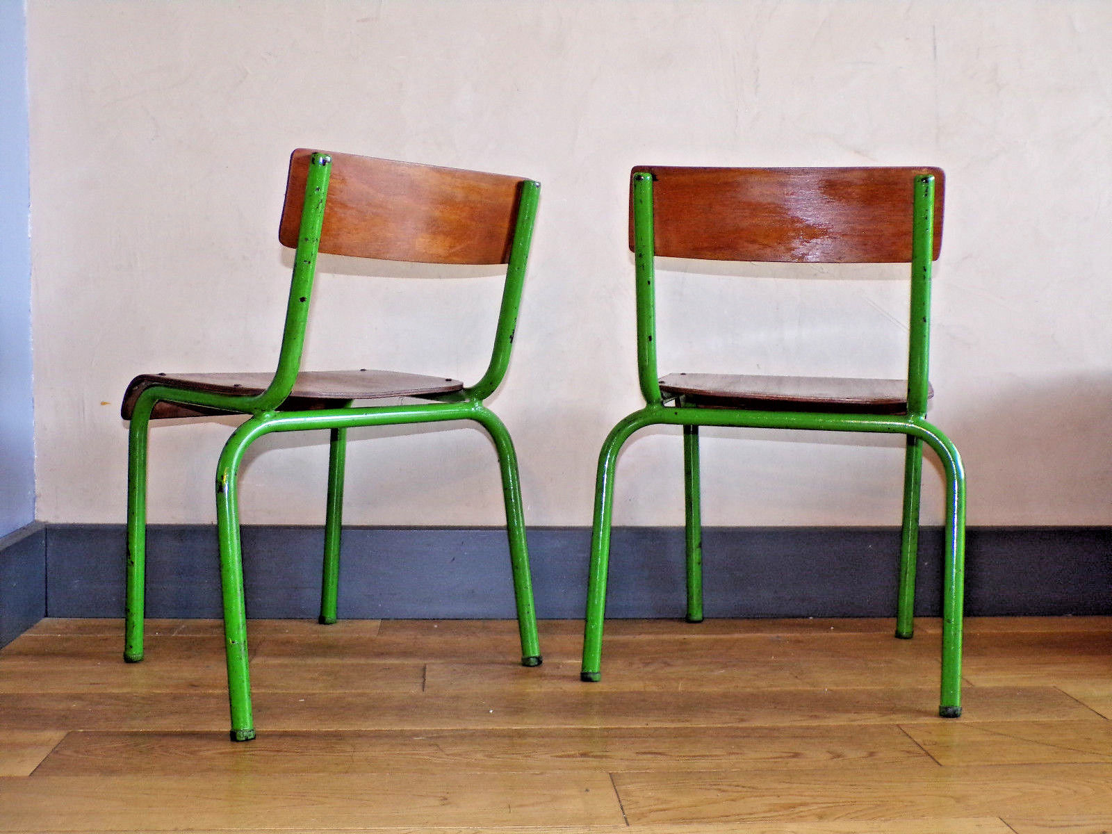 Pair small school chairs