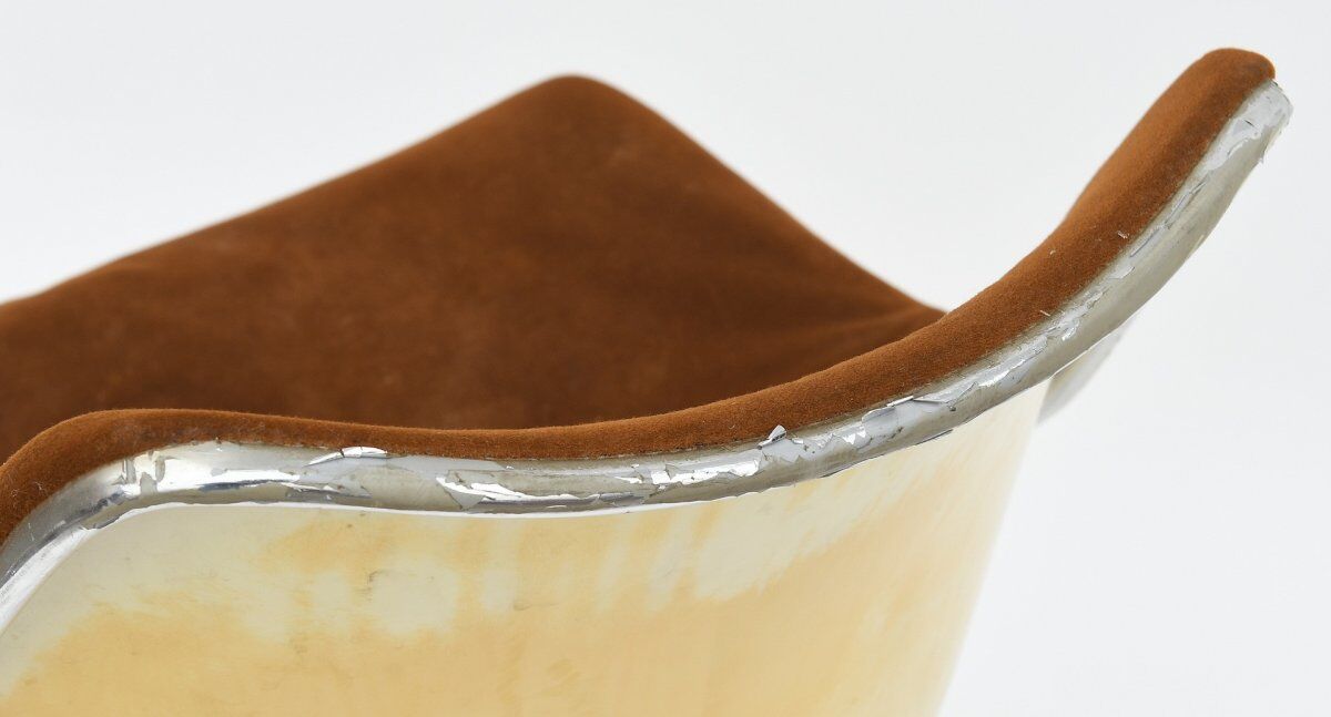 Pair of swivel chairs by Roland Schweitzer