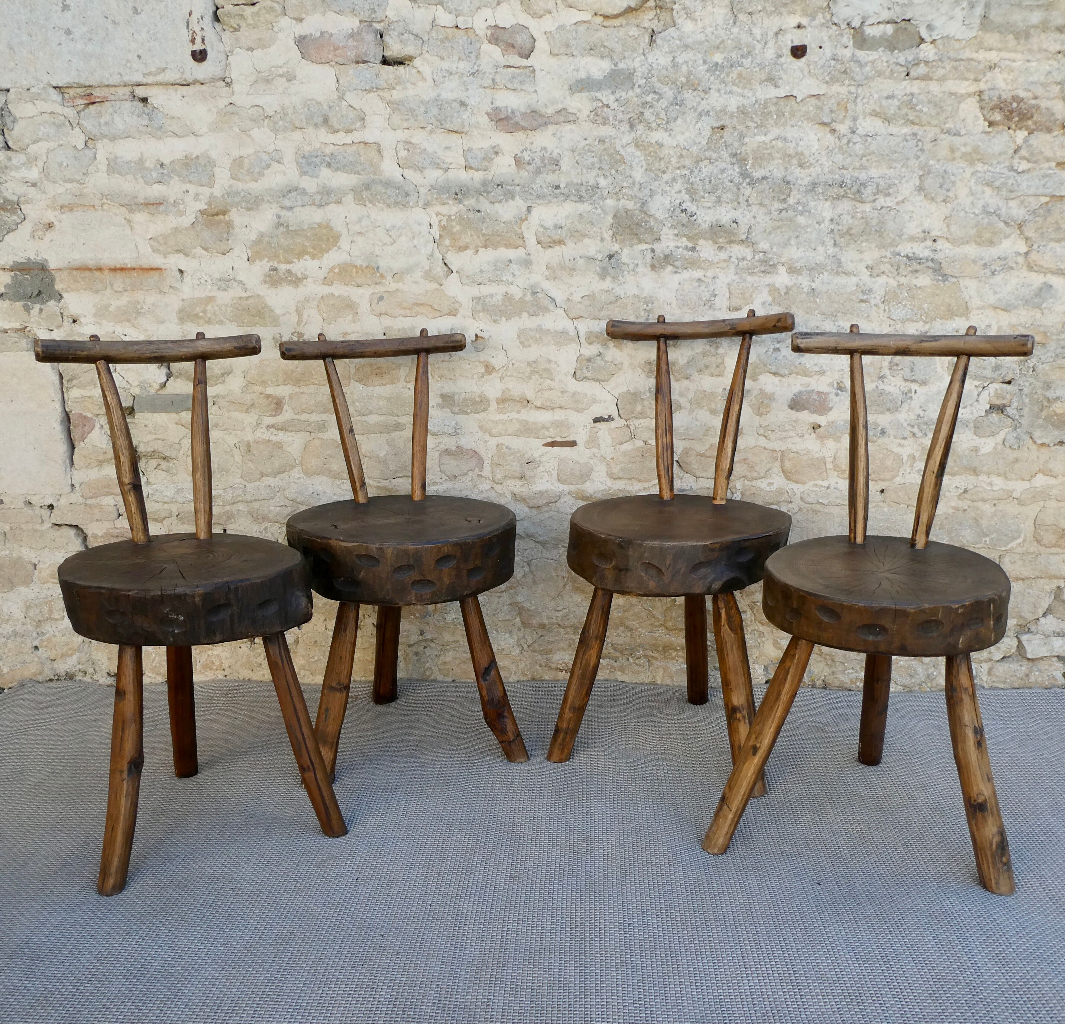 Suite of 4 tripod chairs, trunk seats, solid wood