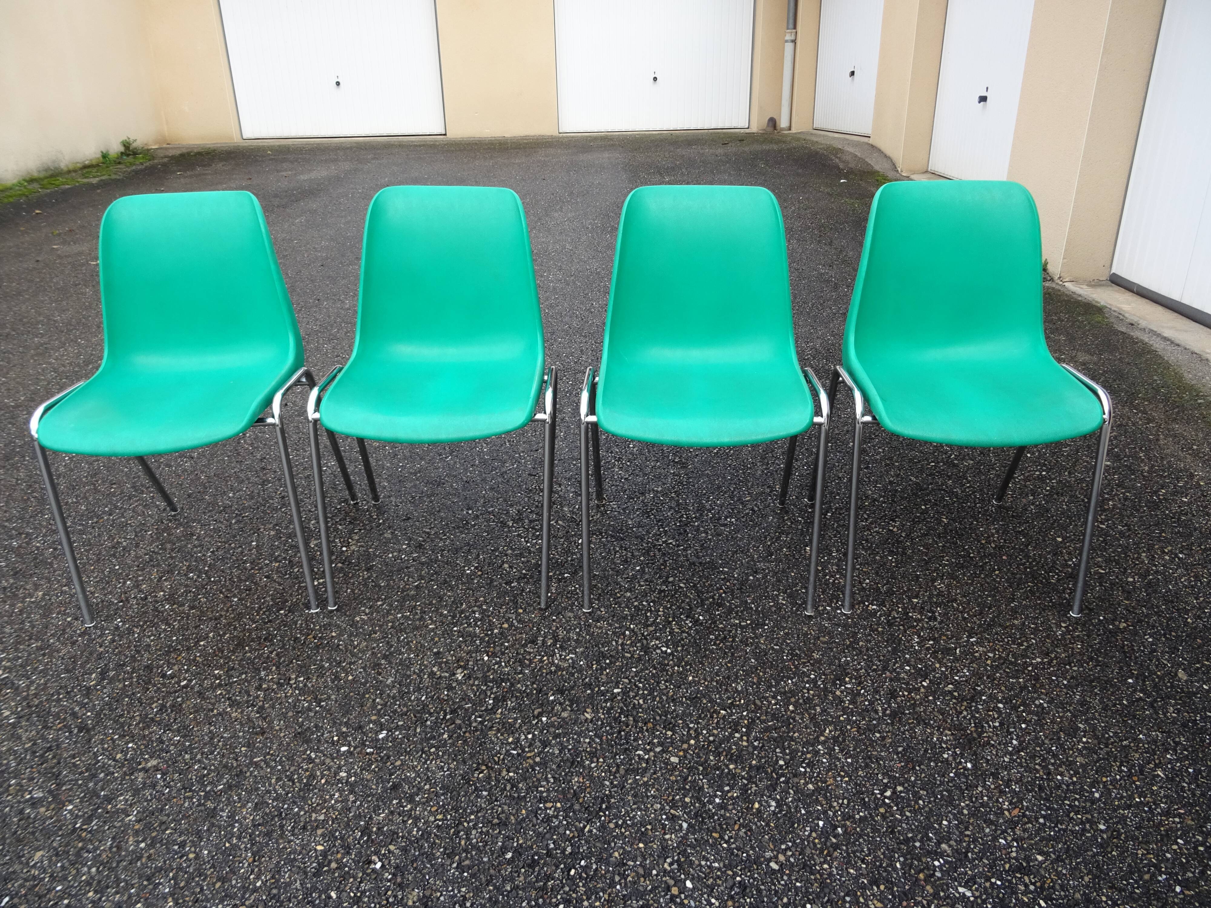 Série de 4 chaises vintage signées design italien années 70