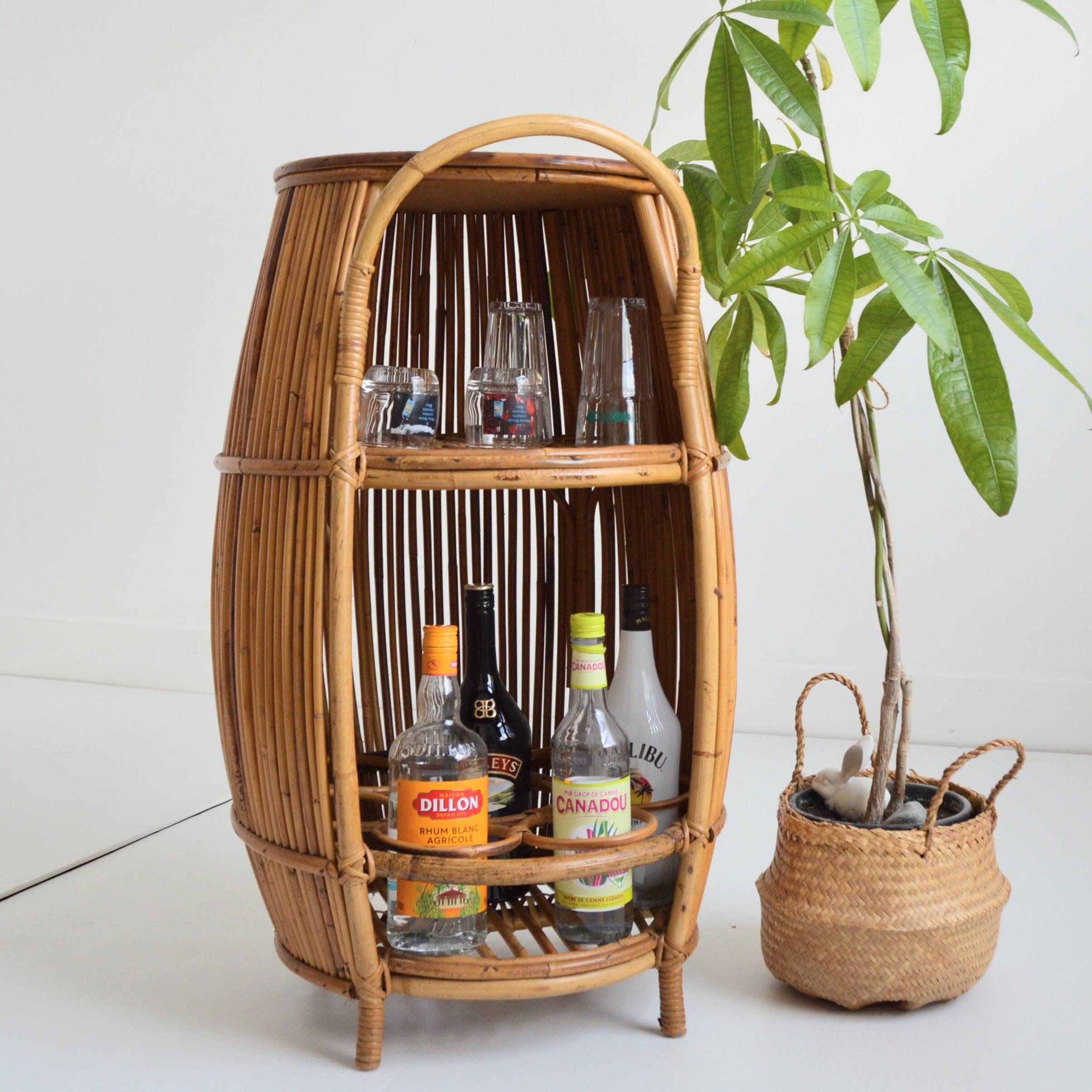 Small barrel-shaped bar cabinet in bamboo and rattan, Italy, 1960s