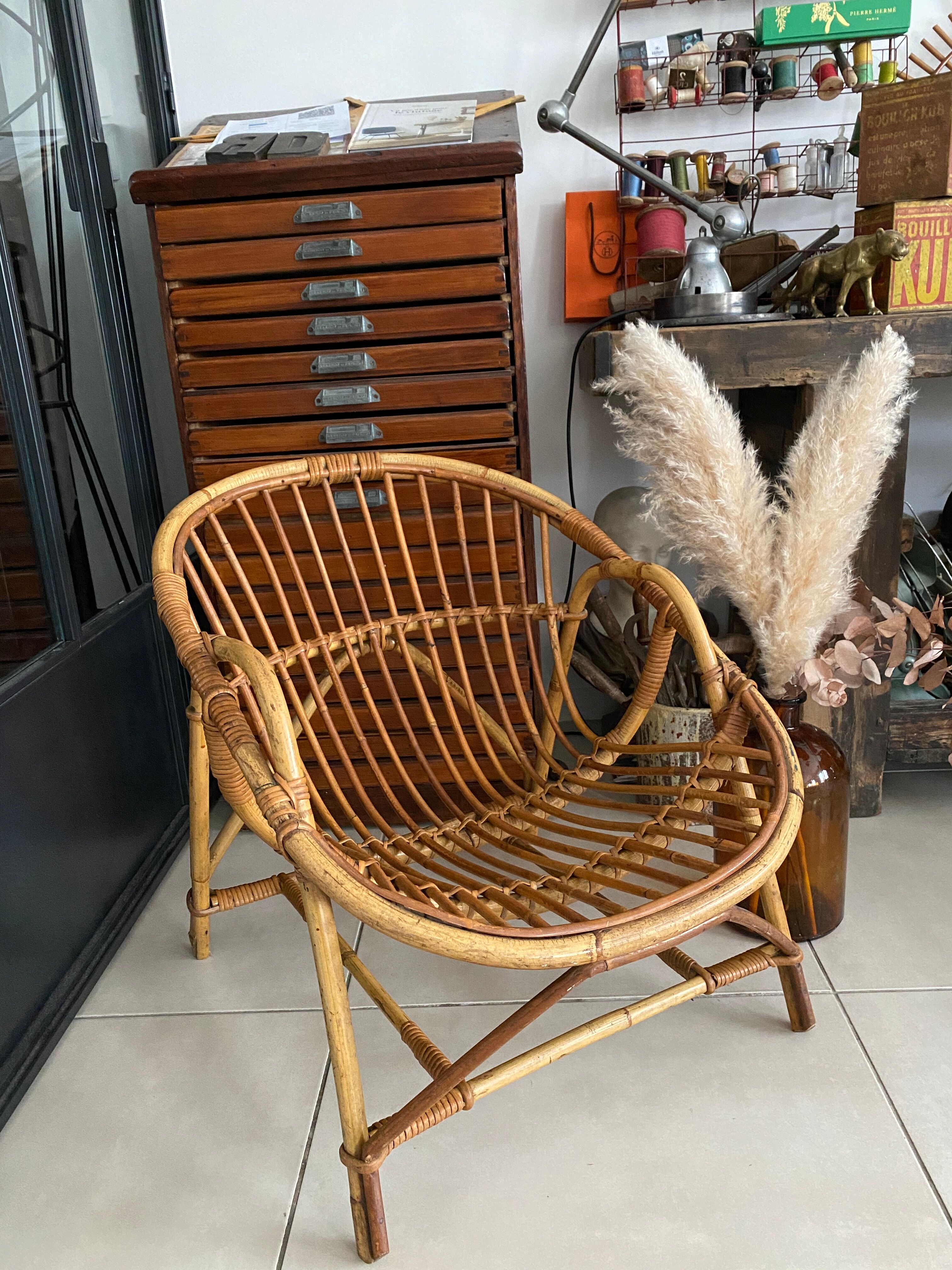 Vintage adult rattan armchair basket