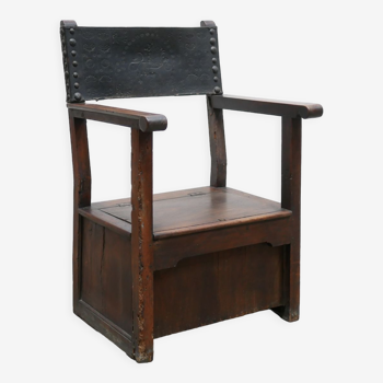 Wooden chest armchair, XIX th