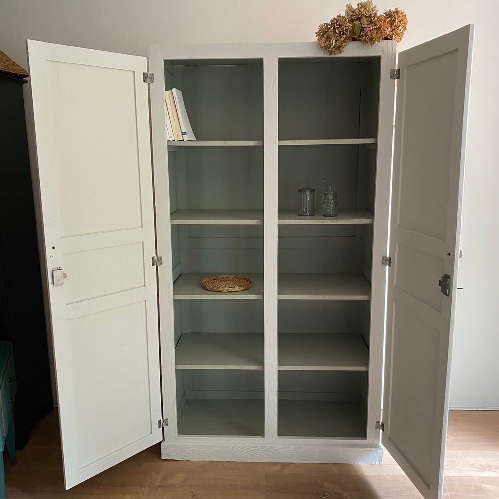 "Parisian spirit" wardrobe