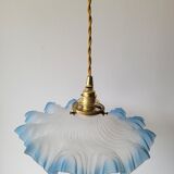 Suspension in opaline
