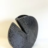 Dark gray ceramic vase by Nereo Boaretto