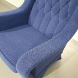 Graceful arm chair / wool bouclé / 70's