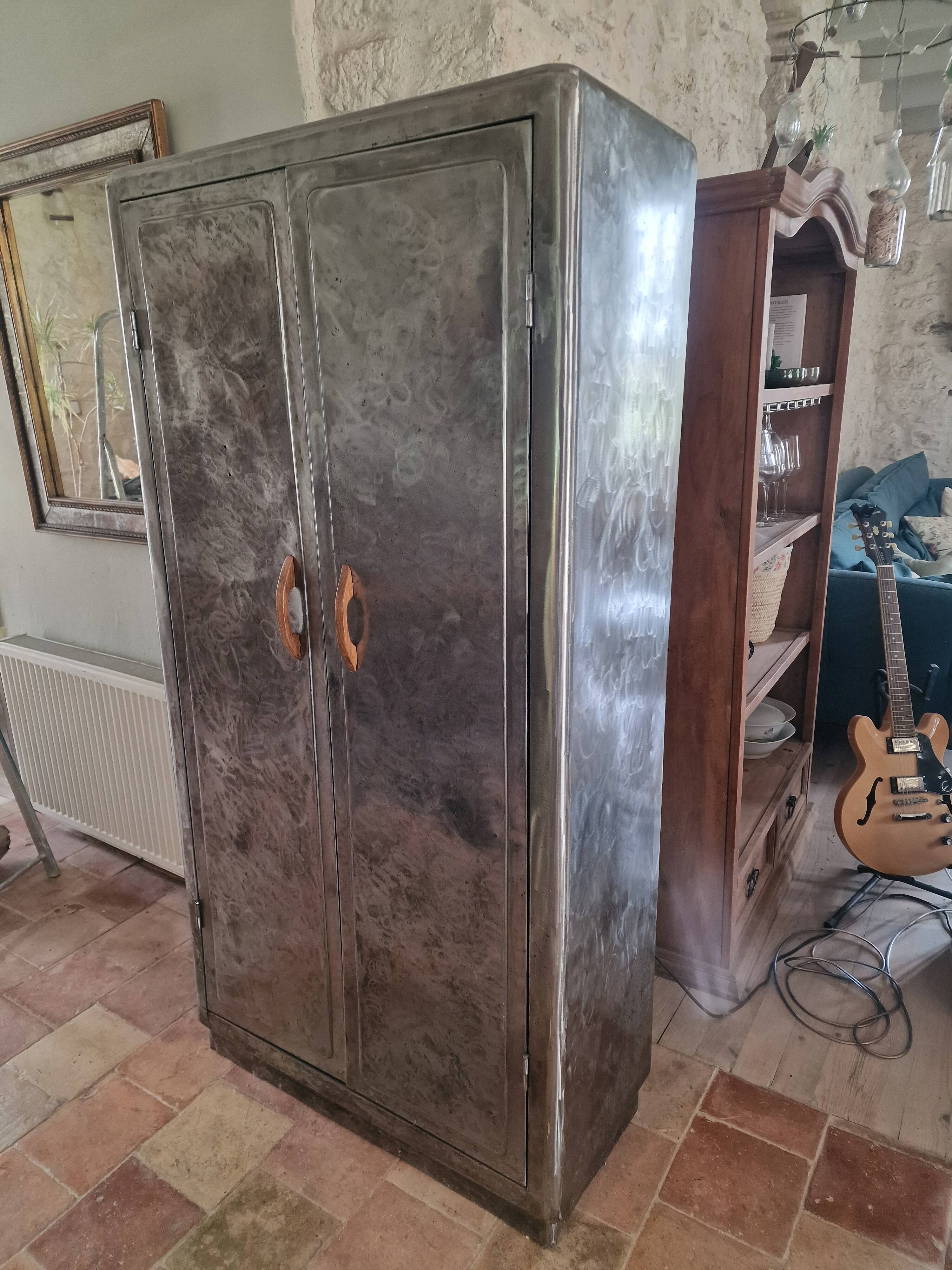 1950s kitchen cupboard