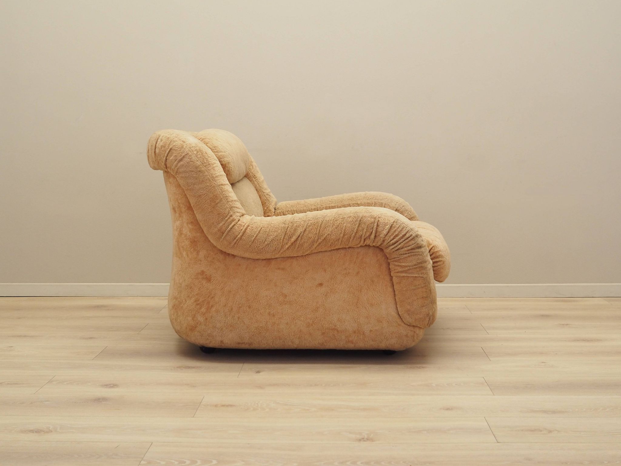 Beige armchair, Italian design, 1960s, production: Italy