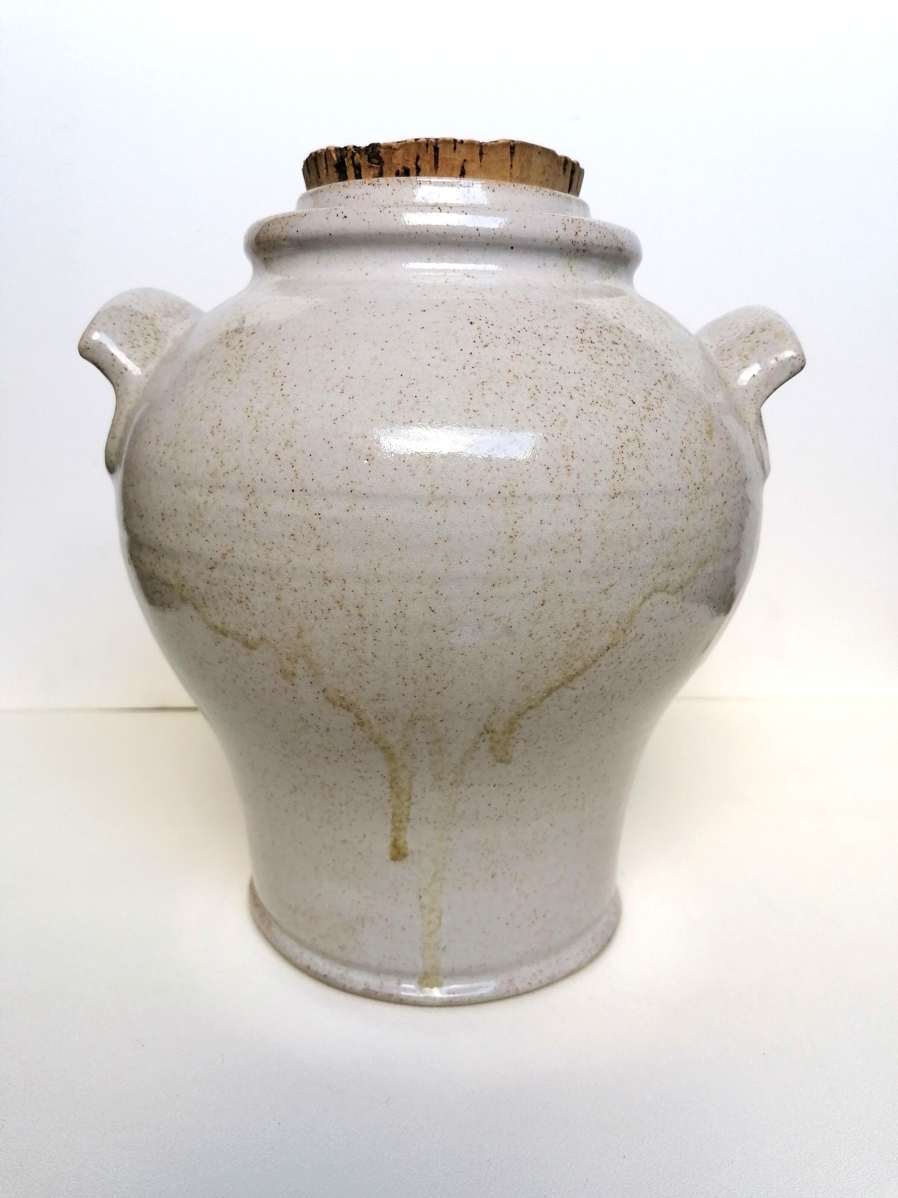 Vinaigrier stamped Norman pottery