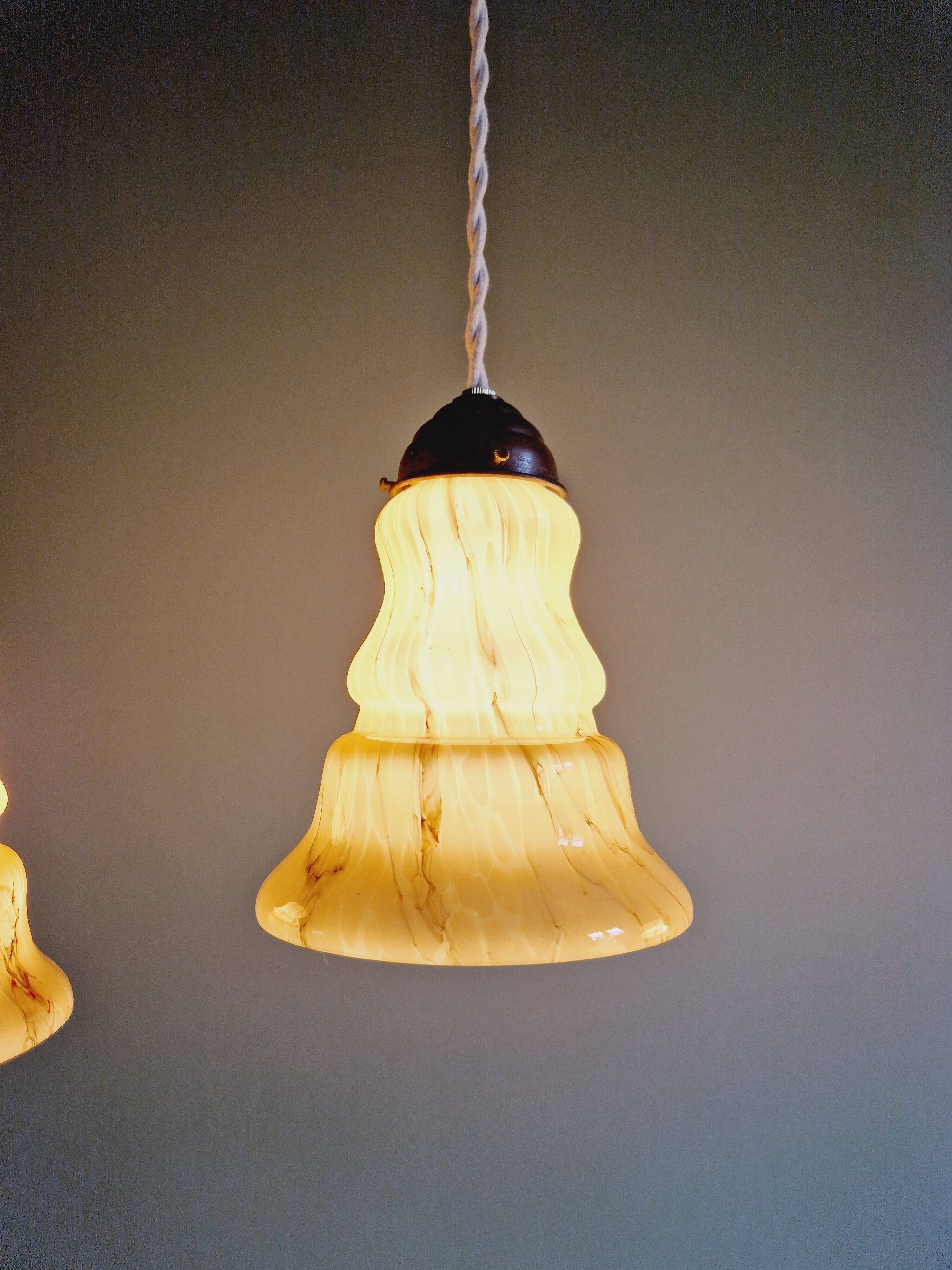Art Deco pendant light in marbled opaline glass, 1920s-30s