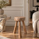 Tabouret tripode en orme massif 1960