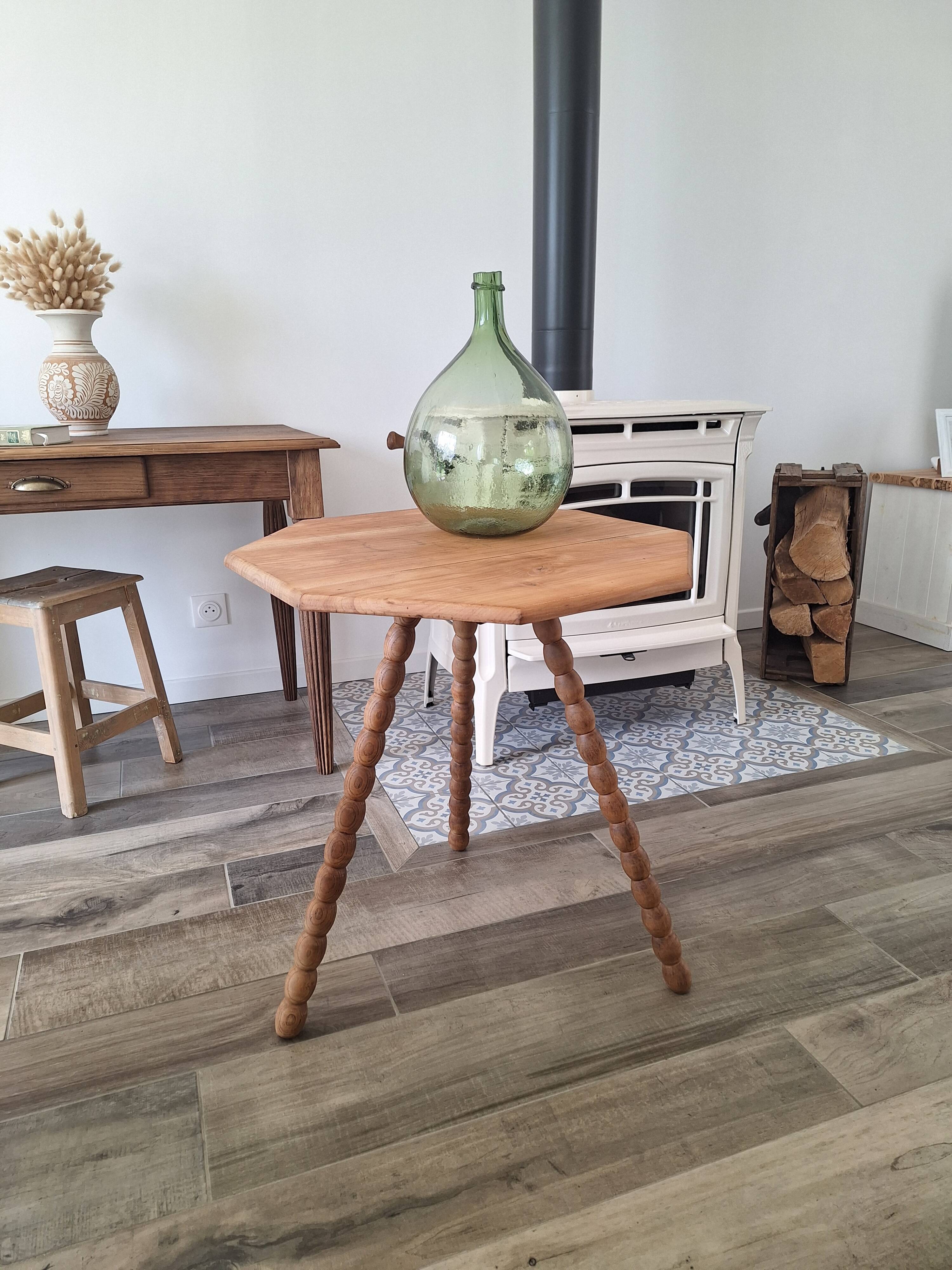 Tripod side table / end table in solid wood