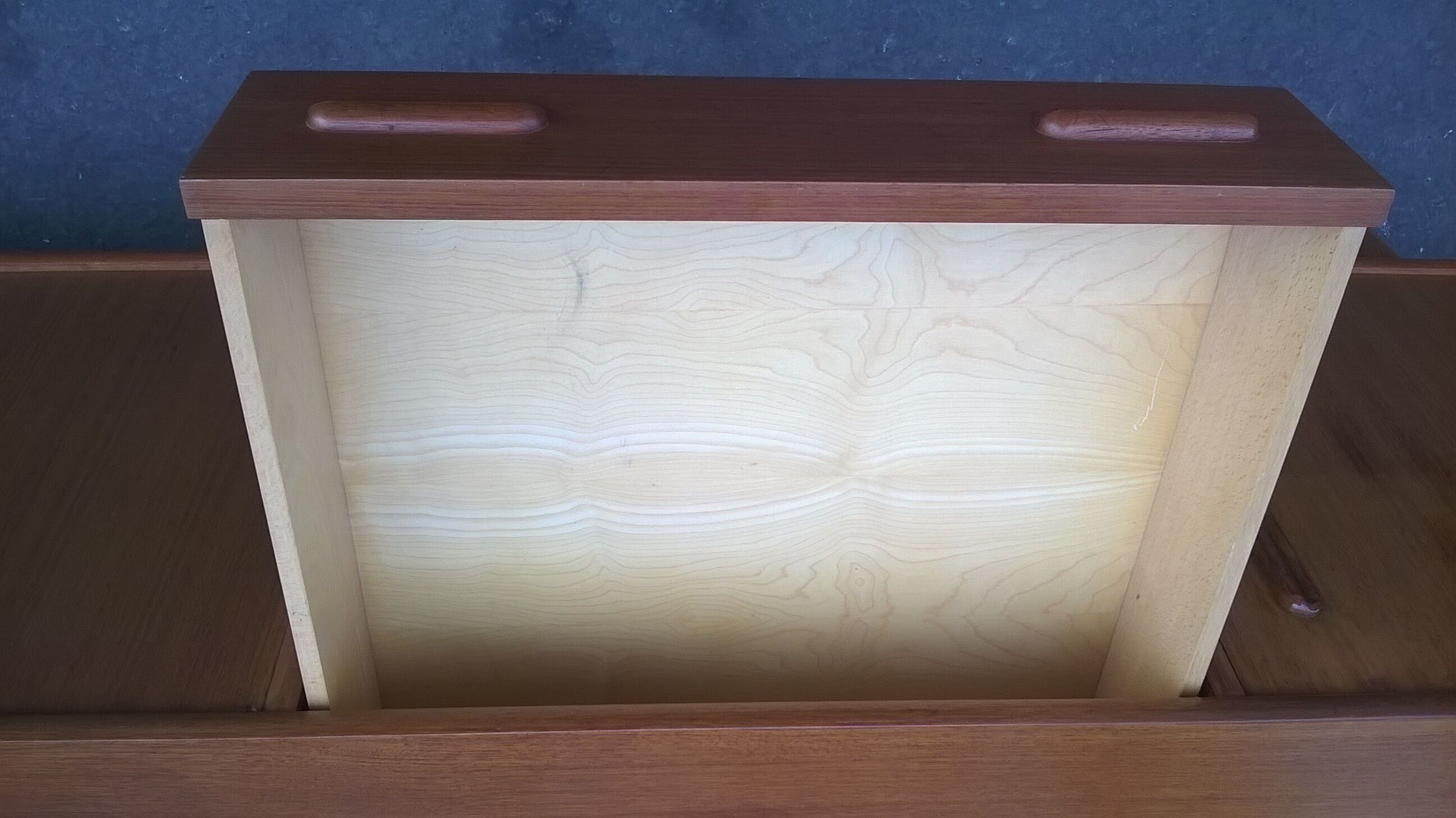 Scandinavian enfilade