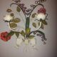 Bougeoir vintage mural décor de fleurs  en métal polychrome