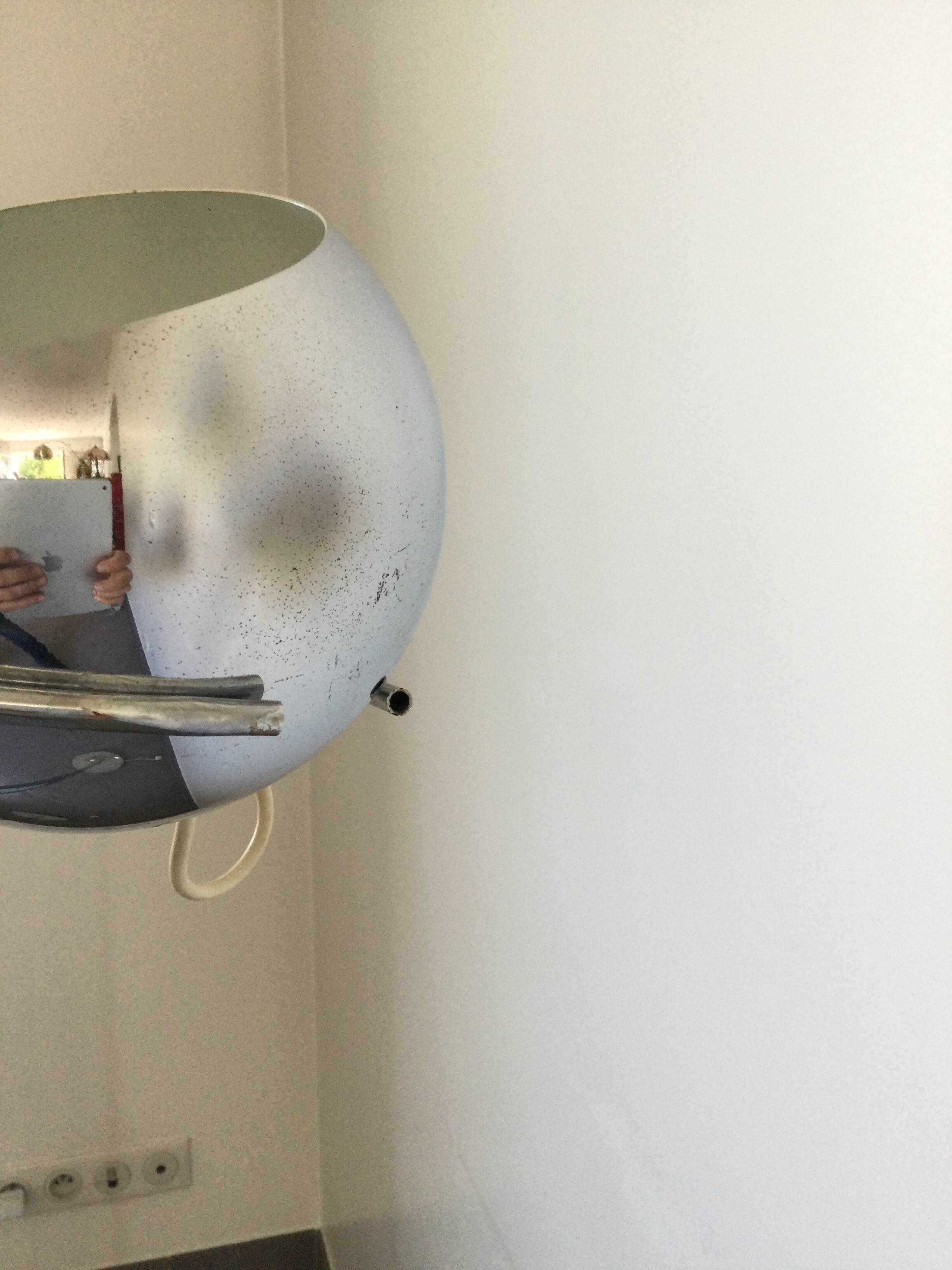 Eyeball floor lamp in chromed metal
