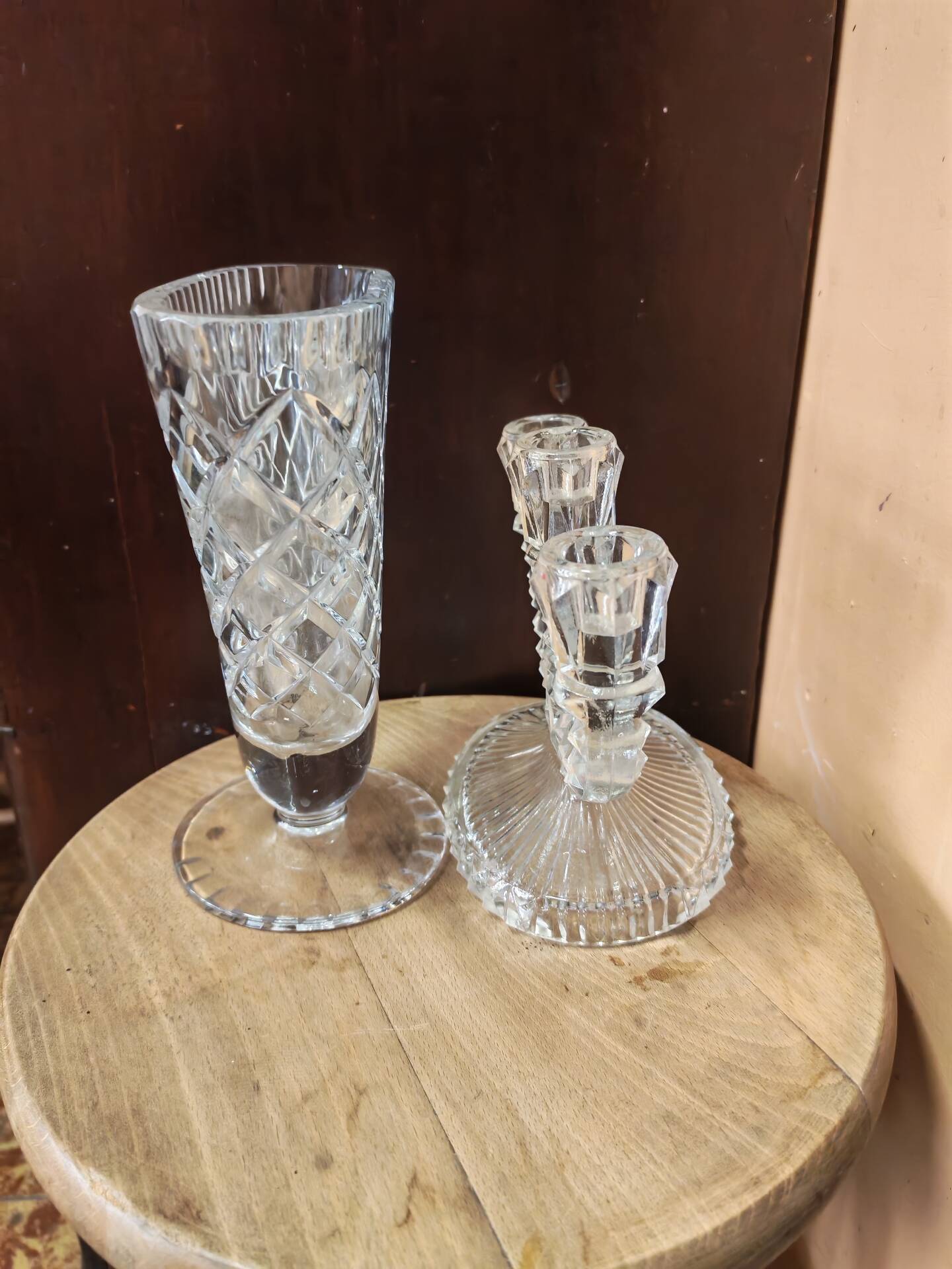 Candelabrum and fan vase in glass and crystal Art Deco style