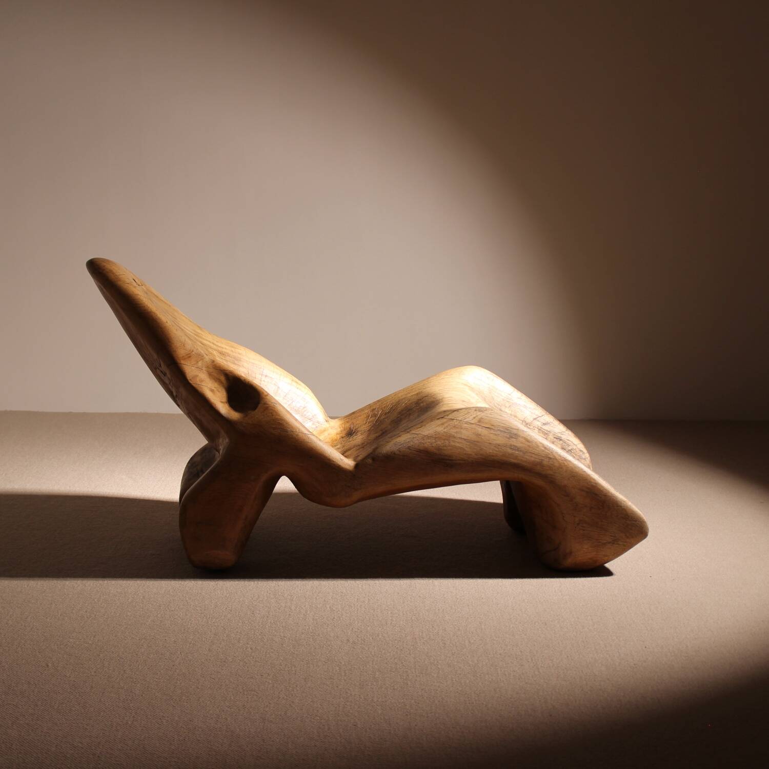 Brutalist Chaise Longue – Lounge Chair in Solid Oak | Germany 1970s