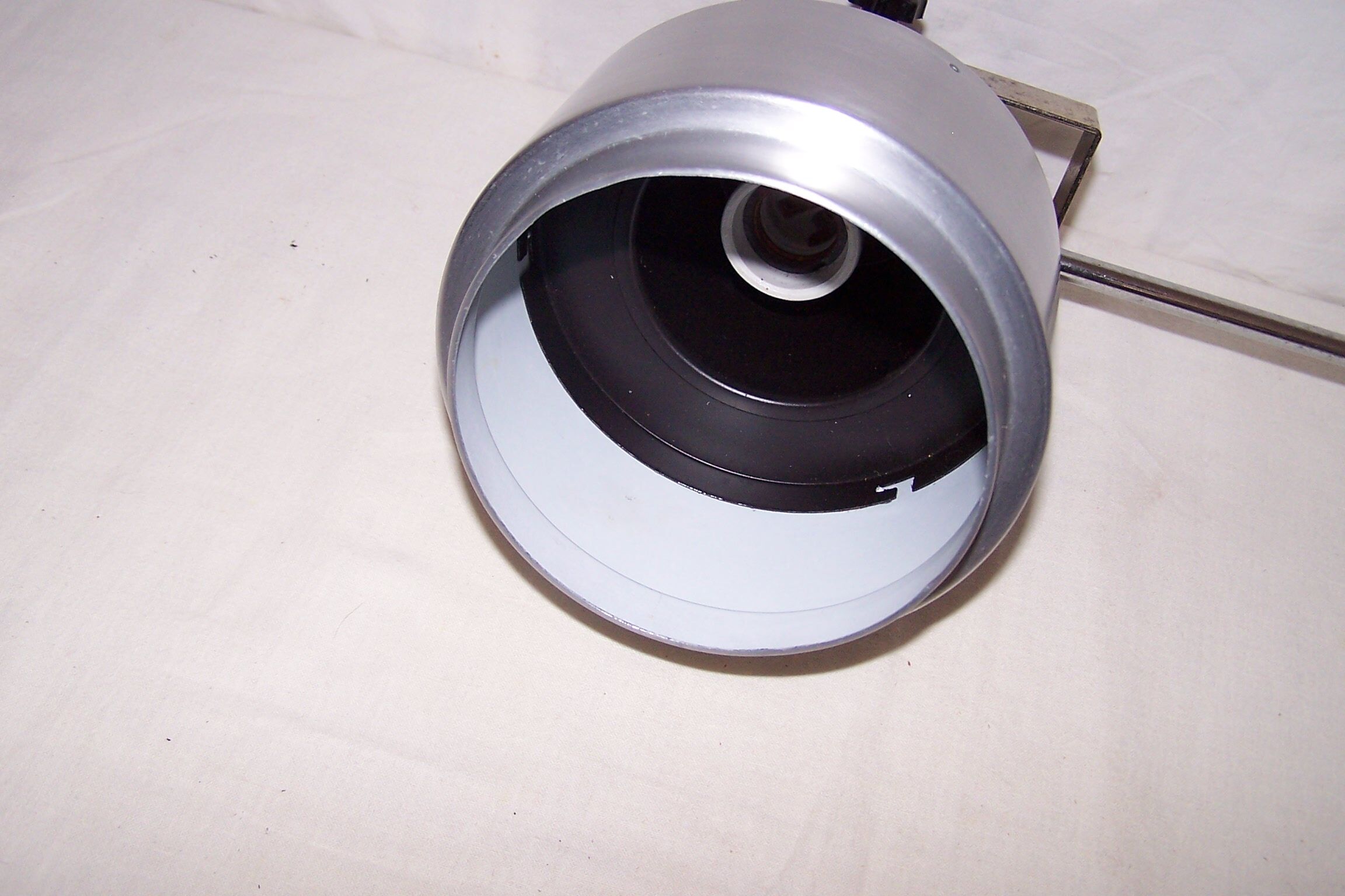 Applied to arm Philips 70s