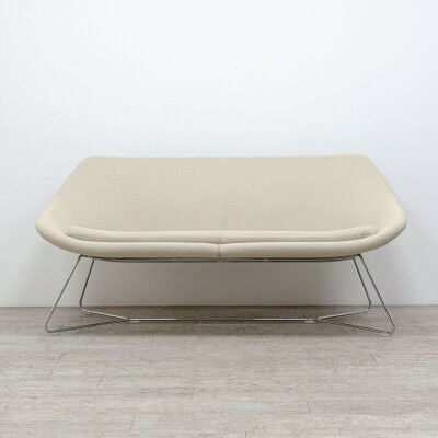 Allermuir Open sofa in beige fabric