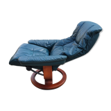 Vintage armchair ekornes green leather