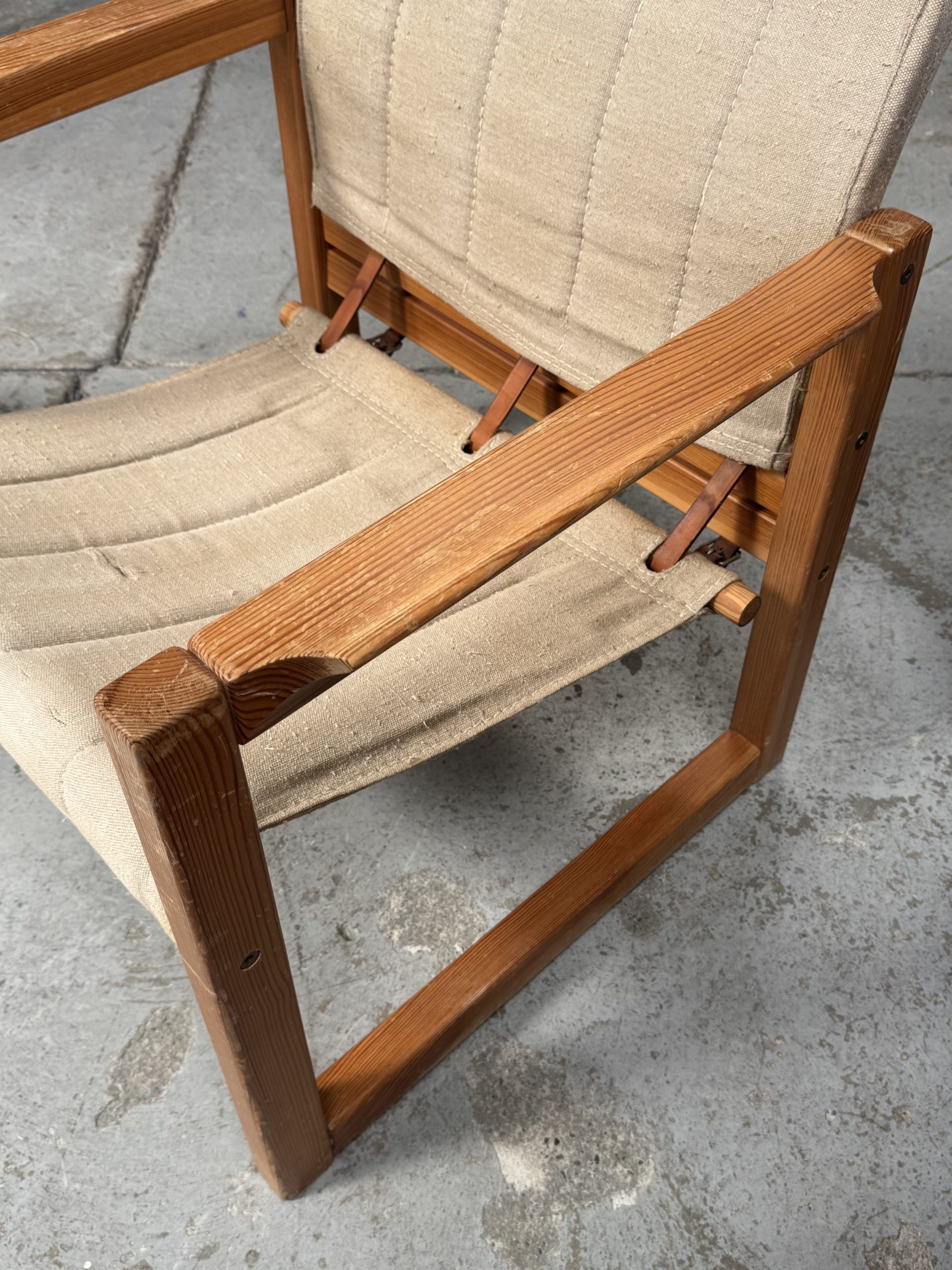 Safari chair