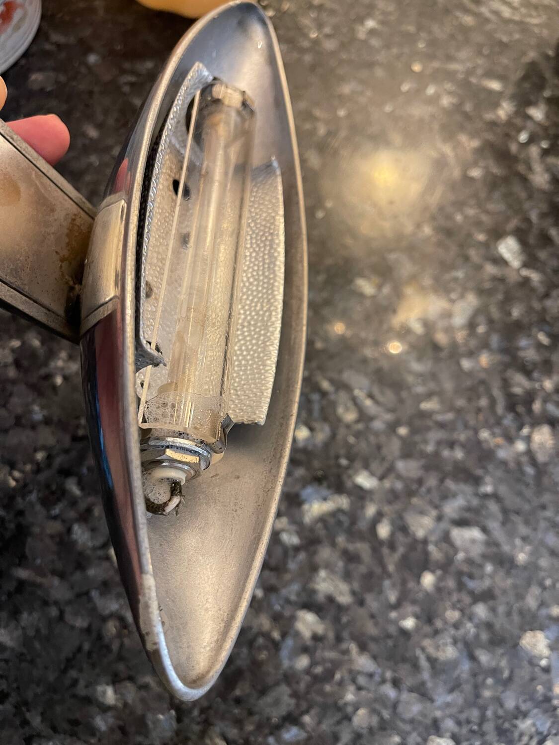 Medium aluminum wall light B Lux