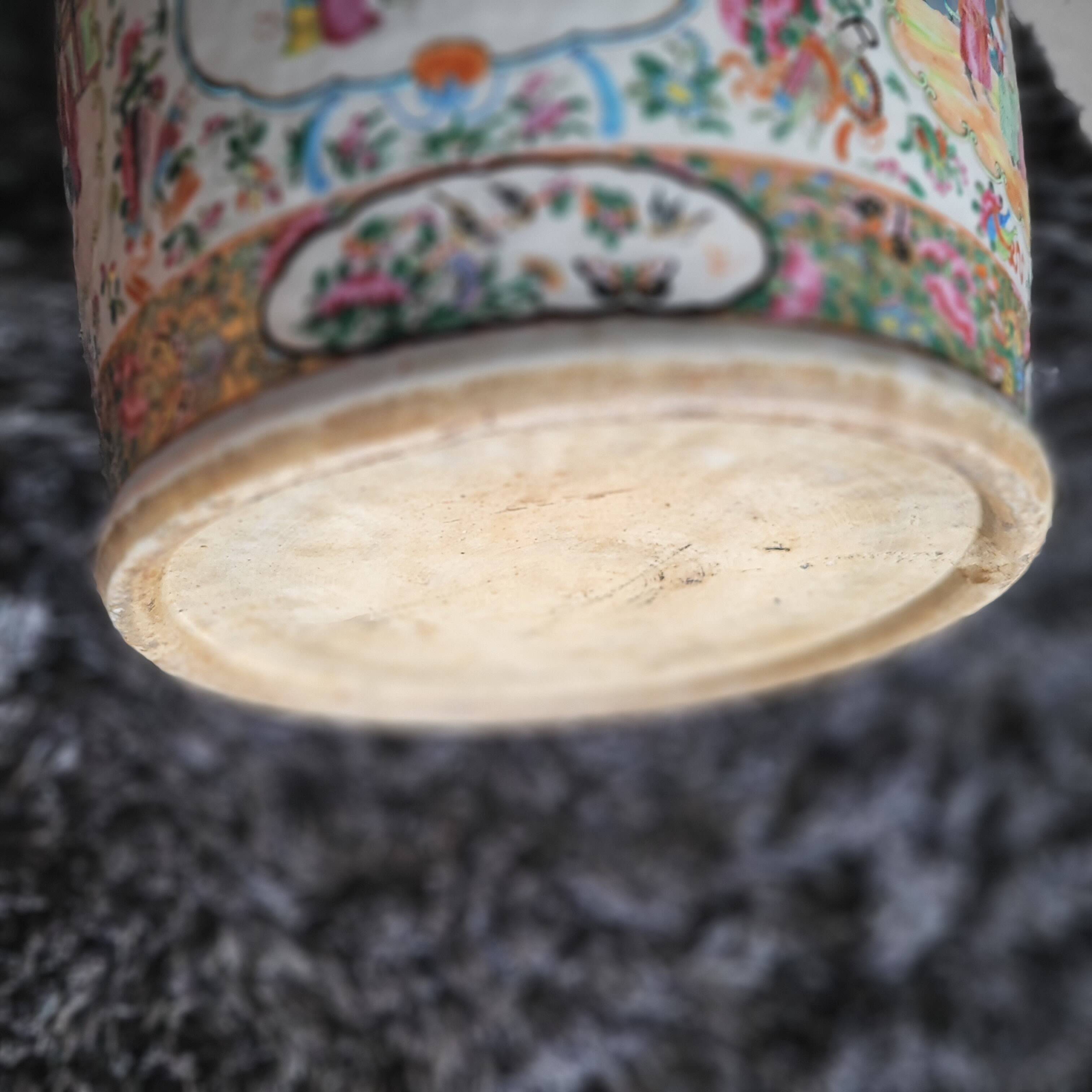 Very large Chinese vase (92 centimeters)