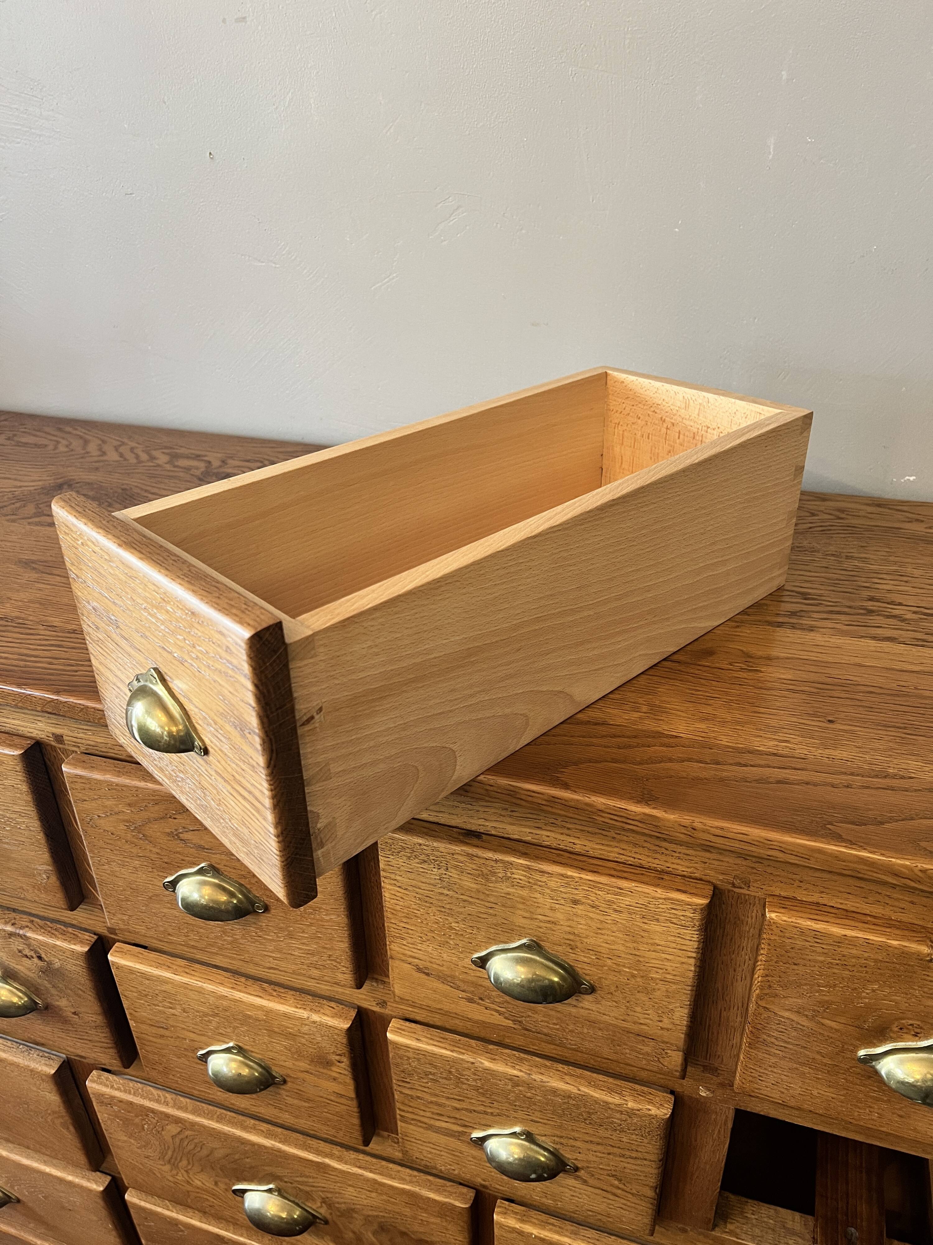 16 drawer counter in solid oak