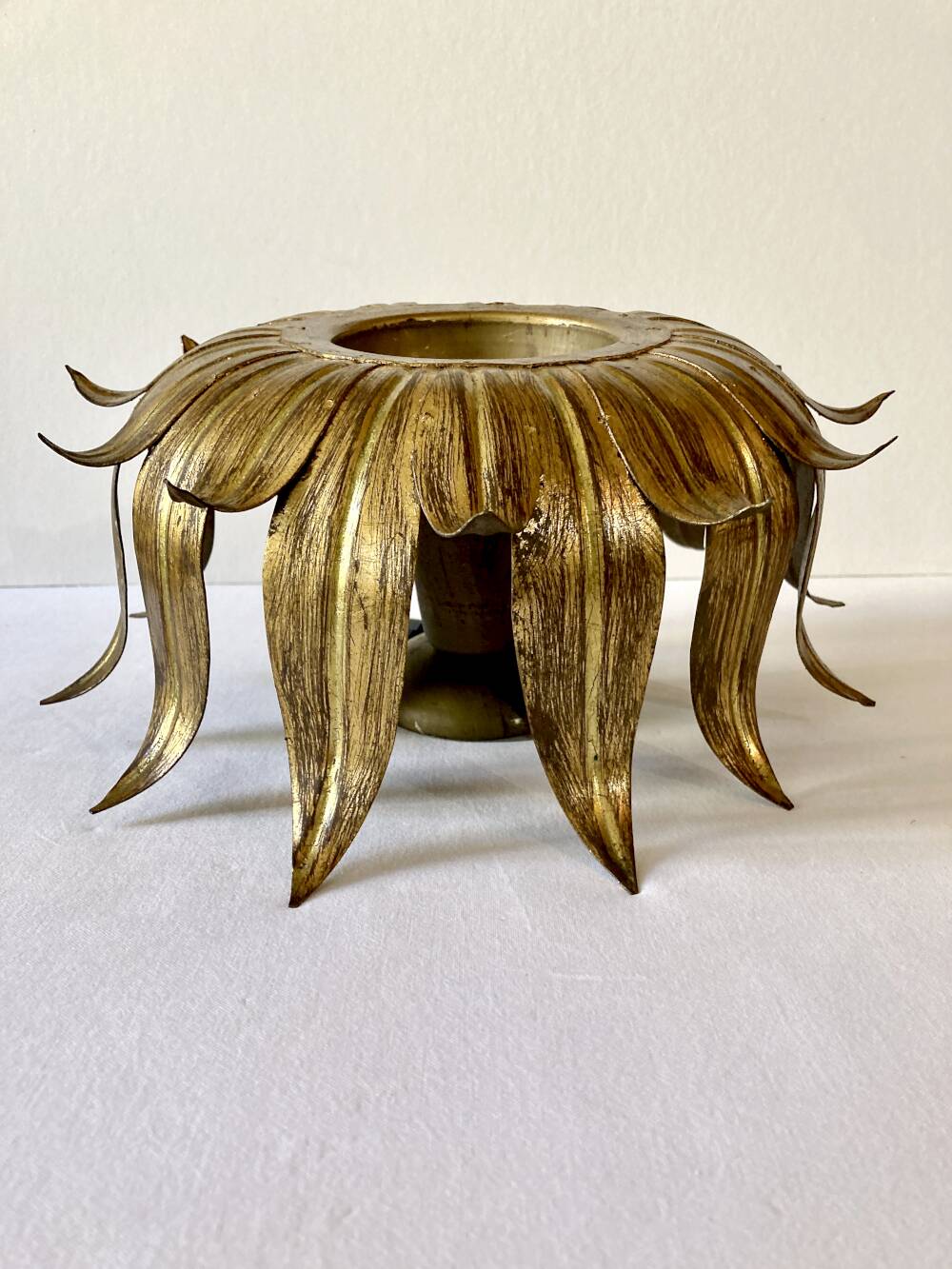 Ceiling light, Hans Kögl, sunflower model in gilded metal, 1950s.