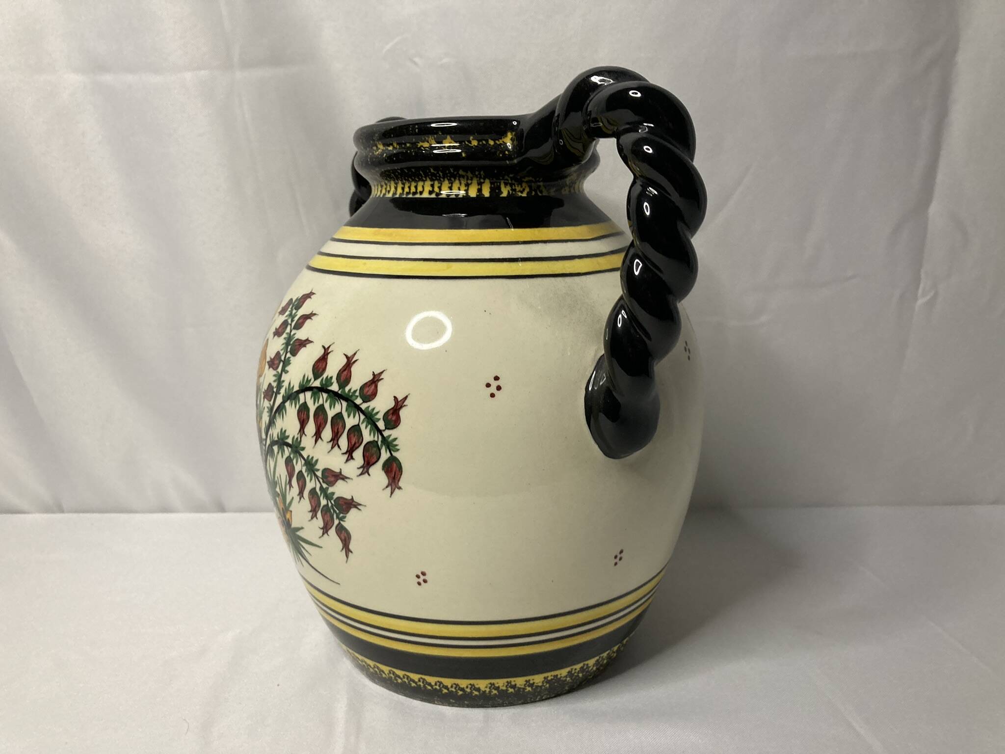 Quimper henriot, pot-bellied vase with twisted handles 1959