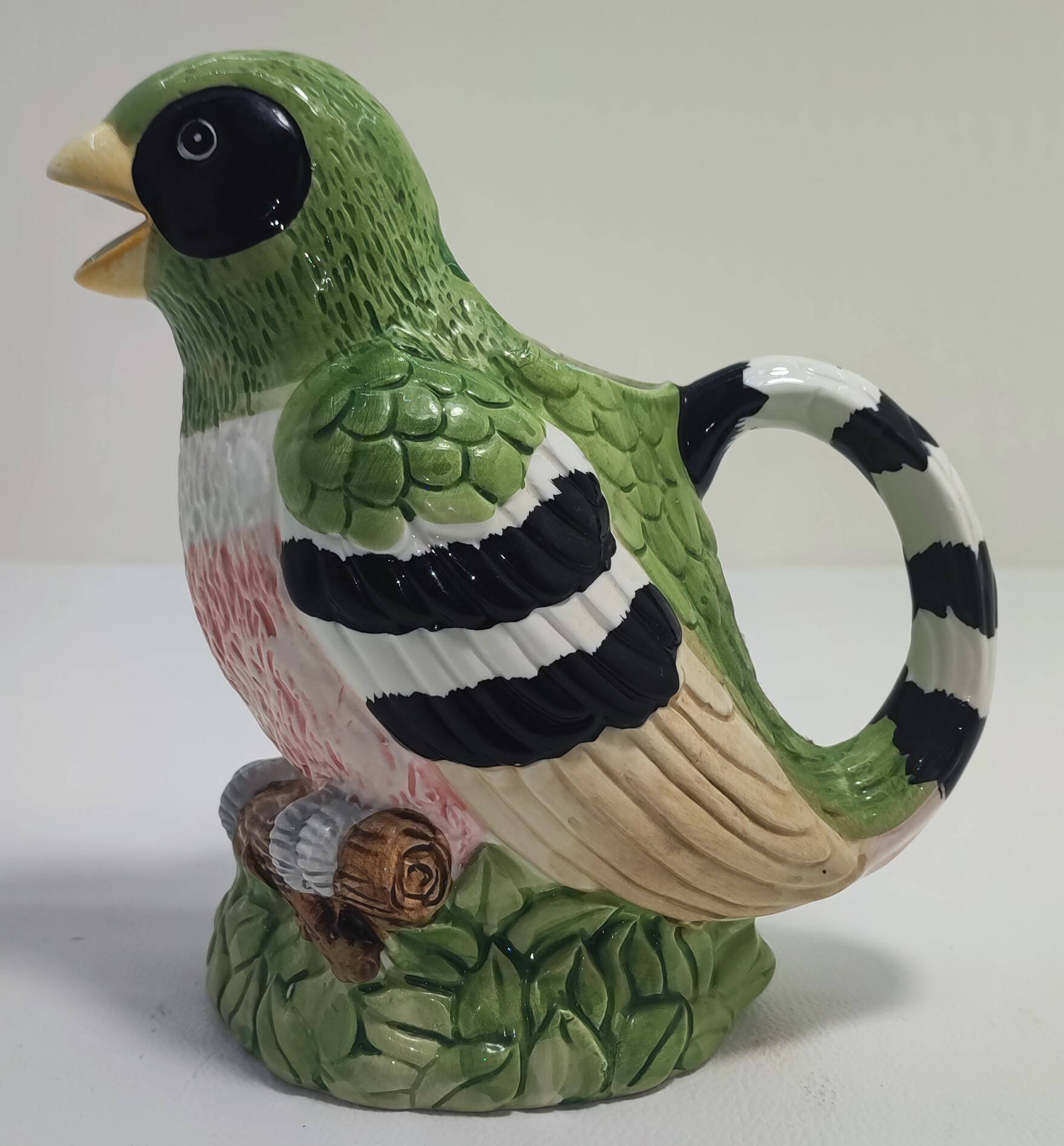 bird-shaped pitcher