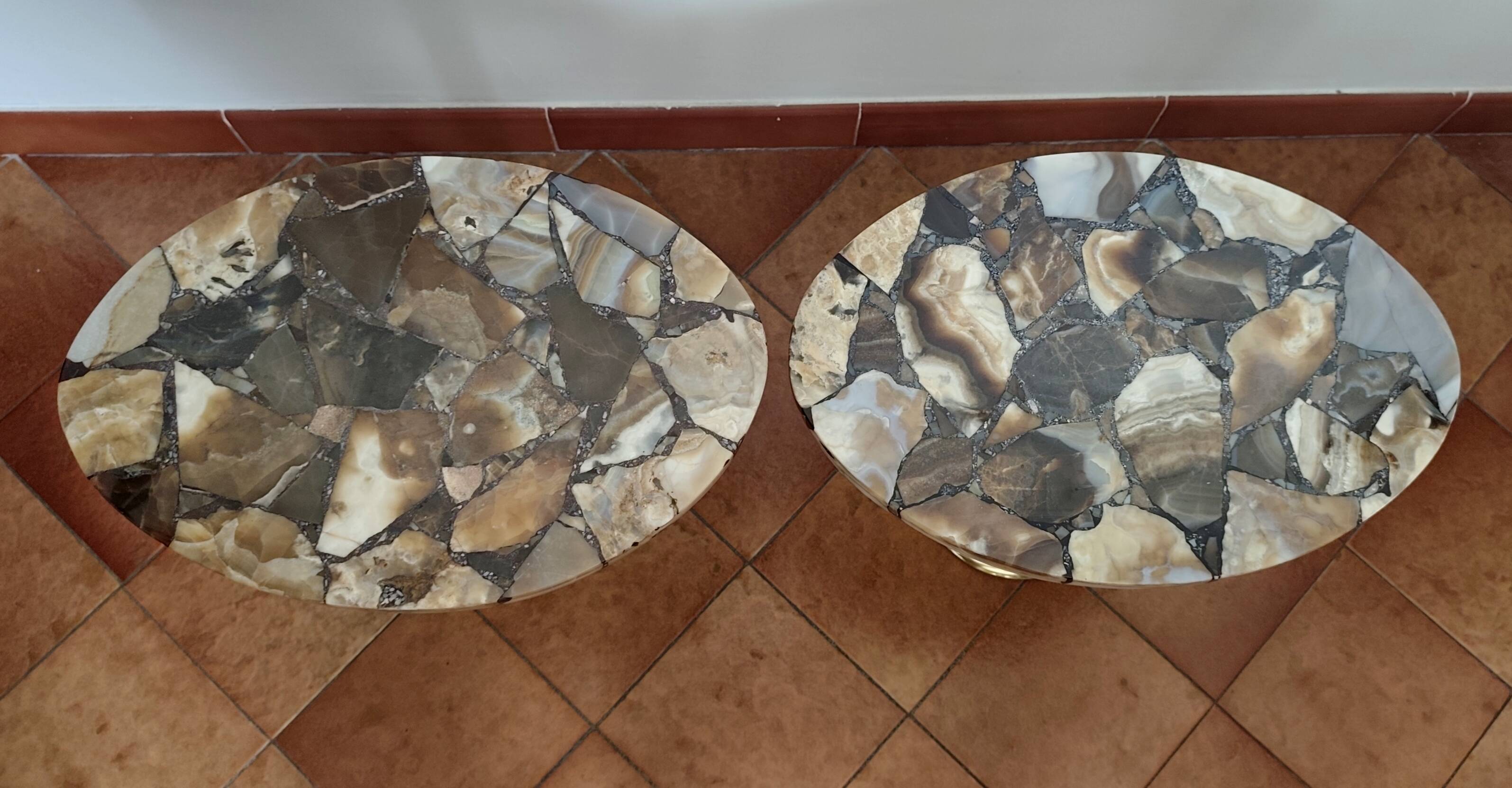 Set of 2 aragonite side tables – Unique pieces from Madagascar