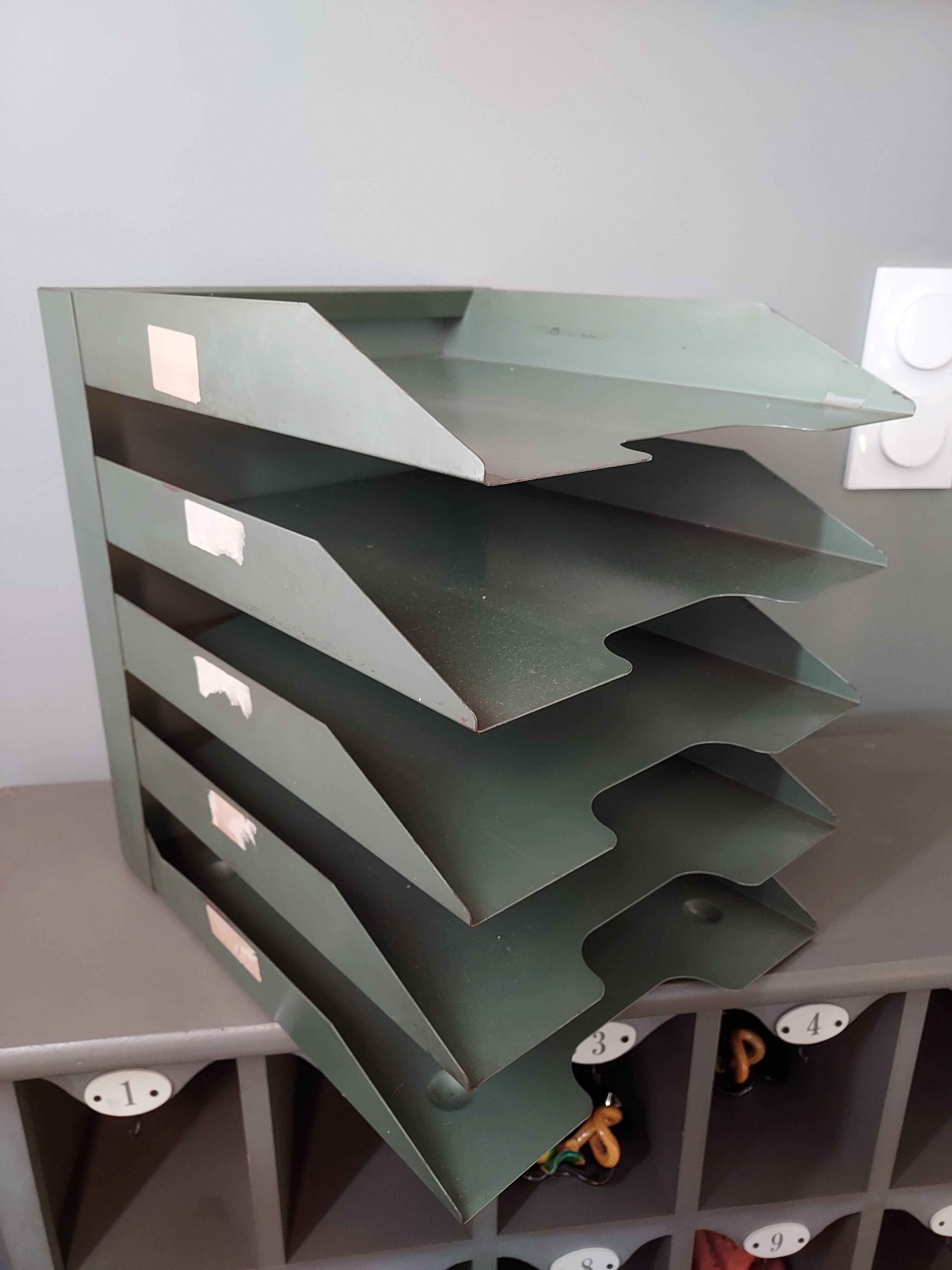 Industrial mail sorter