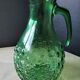 Carafe , pichet , broc à eau en verre vert VEA